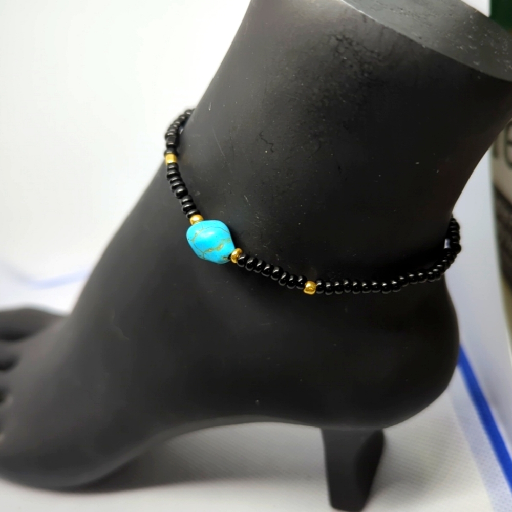 Black  Beaded Anklet Bracelet With Faux Turquoise Nugget 8 1/2" NWT